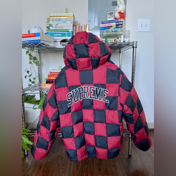 SUPREME Checkerboard Puffy Jacket Dark Red - Picture 5 of 7